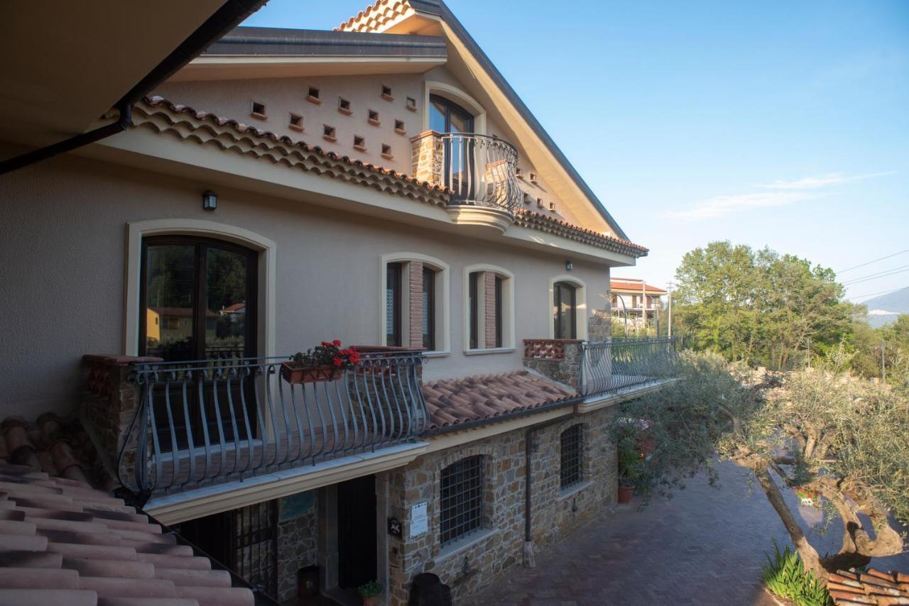 Hotel La Ginestra Castel San Lorenzo Exterior foto