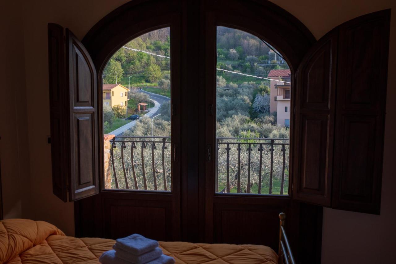 Hotel La Ginestra Castel San Lorenzo Exterior foto