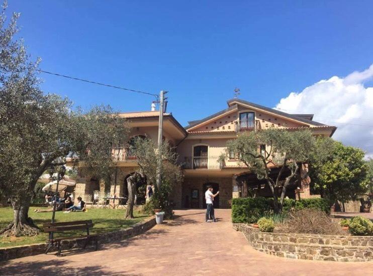 Hotel La Ginestra Castel San Lorenzo Exterior foto