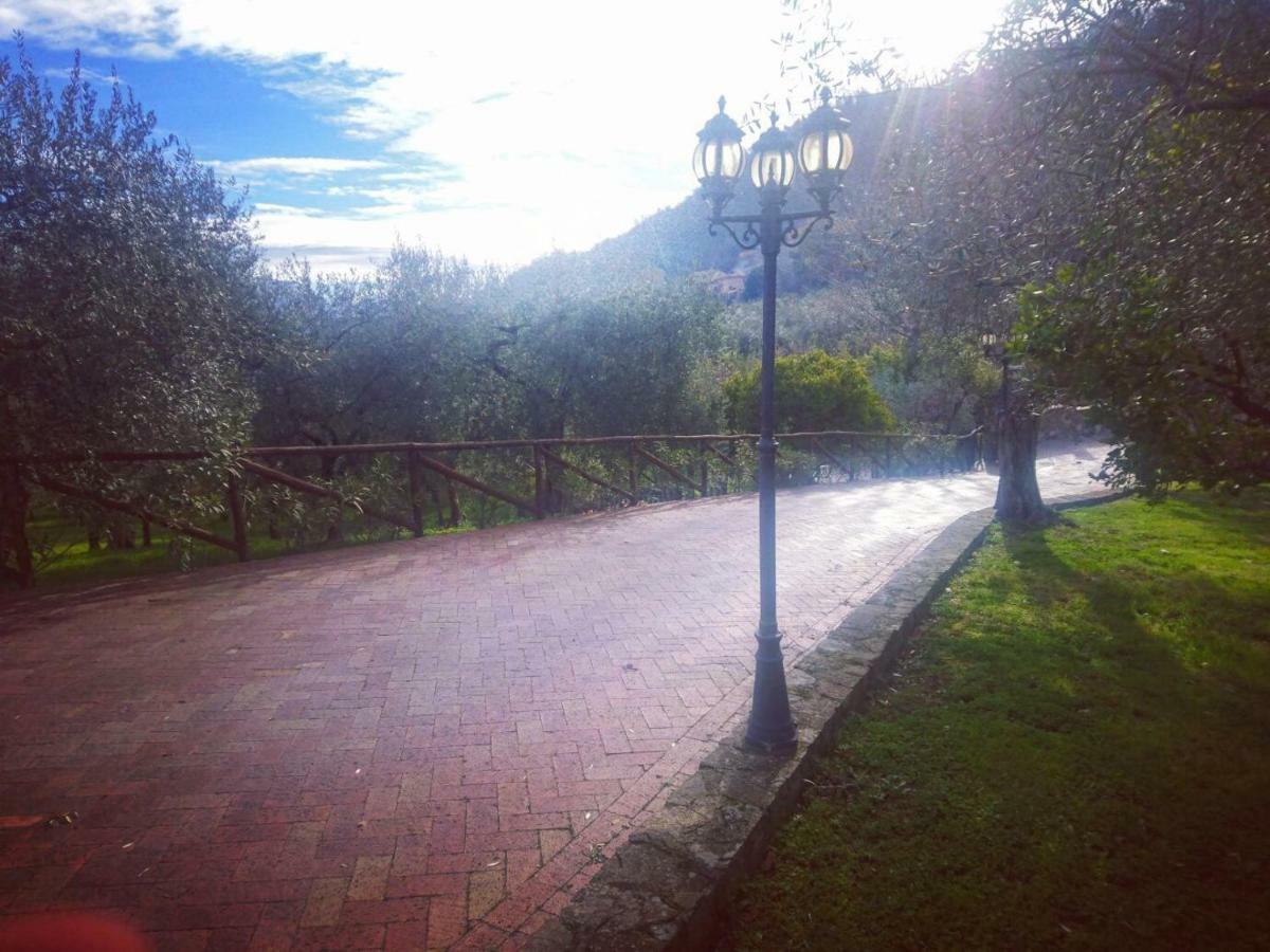 Hotel La Ginestra Castel San Lorenzo Exterior foto